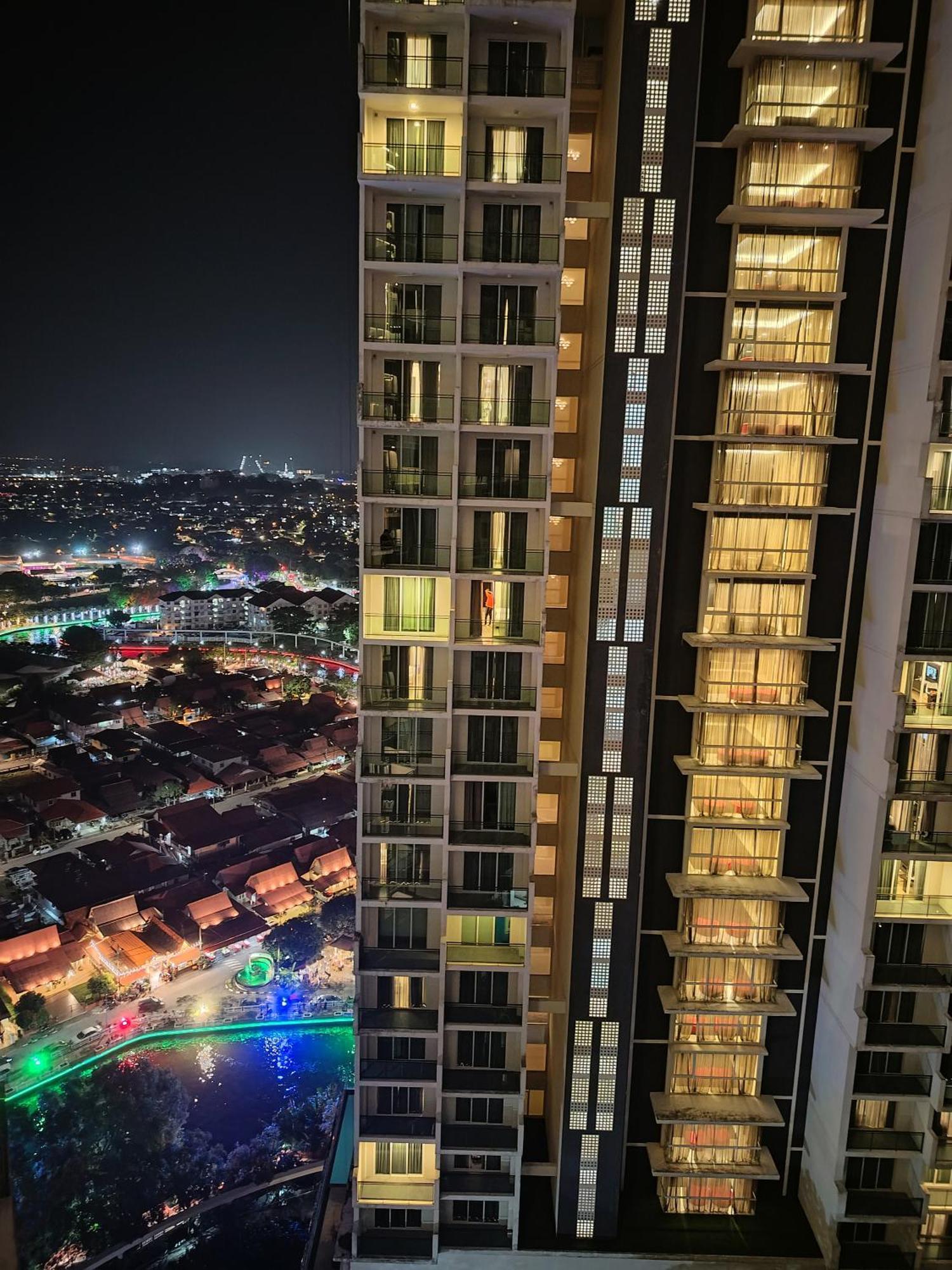 The Shore Residence Melaka Exterior photo